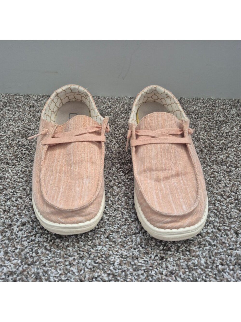 Hey Dude Wendy Sparkling Rose Gold Loafers Casual Womens 8 Lightweight Slip-On - Picture 2 of 6